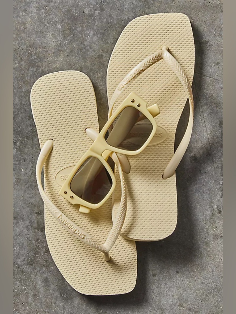 NWT Havaianas For FP Slim Square Flip Flops in Buttercream